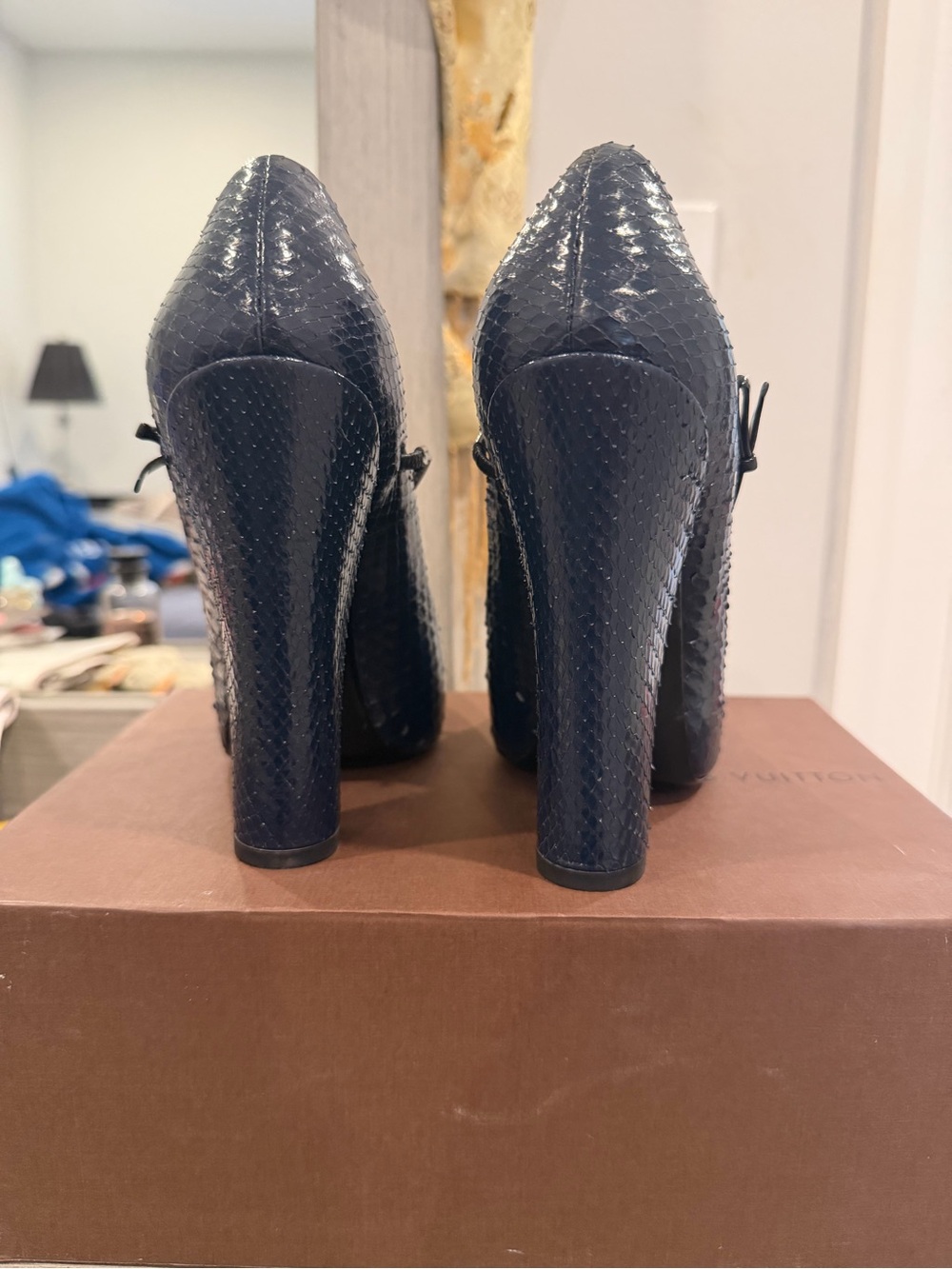 ***SOLD*** Louis Vuitton Fall 2011 Navy Blue Python Fetish Pumps - Picture 3 of 5